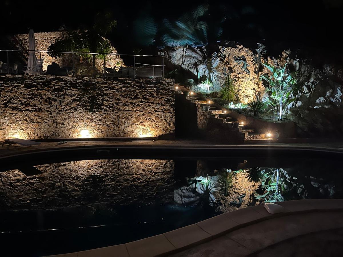 Meuble Tourisme 4*, Les Pieds Dans L'Eau, Villa Las Palmeras La Londe-les-Maures Exterior photo
